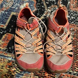 Chaco Kids Outcross 2 Coral Pink Orange Girl's Size US 4 Junior Outdoor Shoes